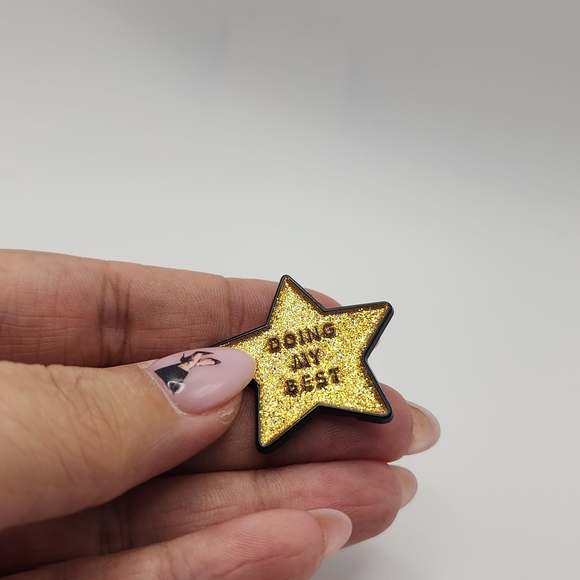 NEW‼️Star Shaped Enamel Pin - Picture 2 of 4
